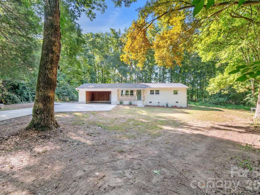 2177 Thornwell Road, Lancaster, SC 29720.  MLS# CAR4392268, YatesRealty ID 45783. 