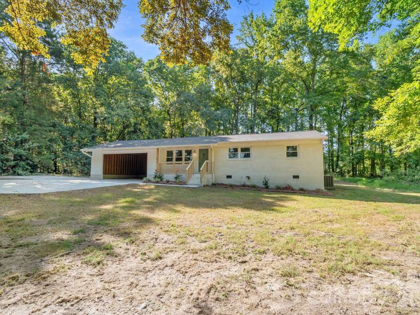 2177 Thornwell Road, Lancaster, SC 29720.  MLS# CAR4392268, YatesRealty ID 45783. 
