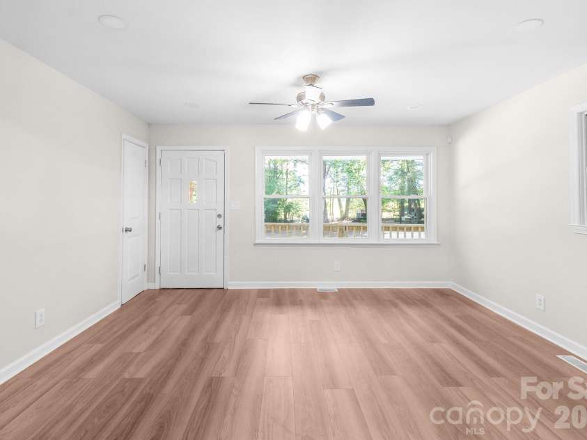 2177 Thornwell Road, Lancaster, SC 29720.  MLS# CAR4392268, YatesRealty ID 45783. 