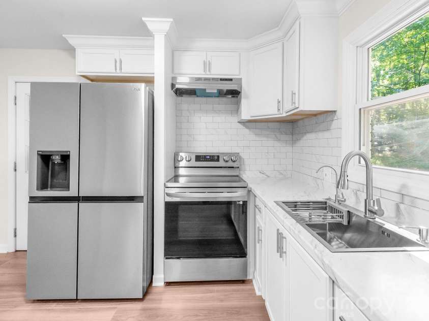 2177 Thornwell Road, Lancaster, SC 29720.  MLS# CAR4392268, YatesRealty ID 45783. 