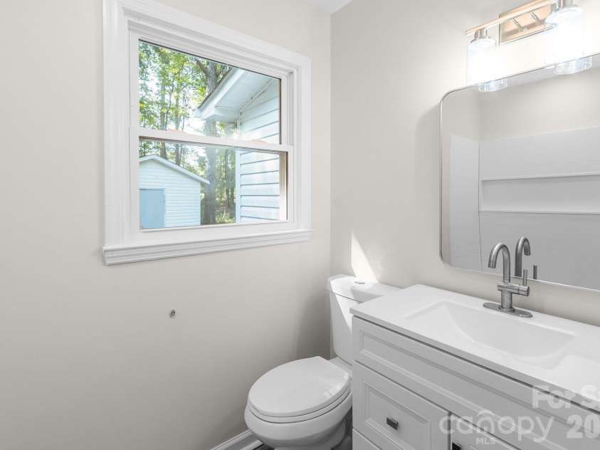 2177 Thornwell Road, Lancaster, SC 29720.  MLS# CAR4392268, YatesRealty ID 45783. 