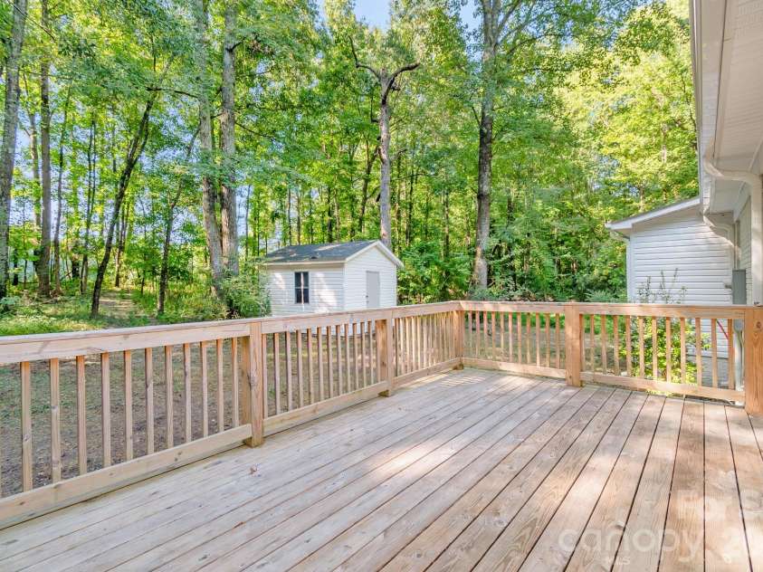 2177 Thornwell Road, Lancaster, SC 29720.  MLS# CAR4392268, YatesRealty ID 45783. 