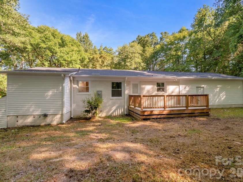 2177 Thornwell Road, Lancaster, SC 29720.  MLS# CAR4392268, YatesRealty ID 45783. 