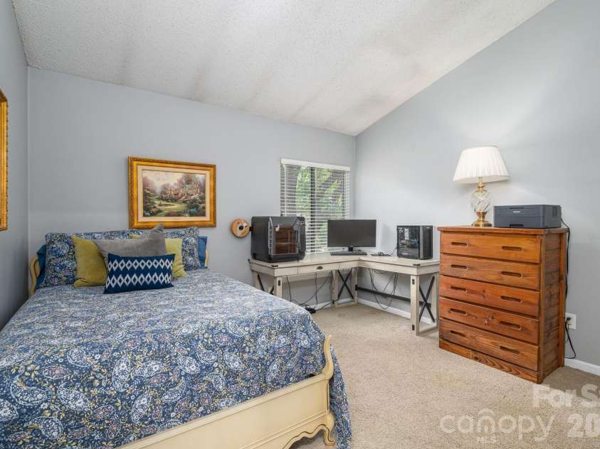 182 Riverview Terrace, Clover, SC 29710.  MLS# CAR4415689, YatesRealty ID 45784. 2ND BEDROOM 2ND LEVEL