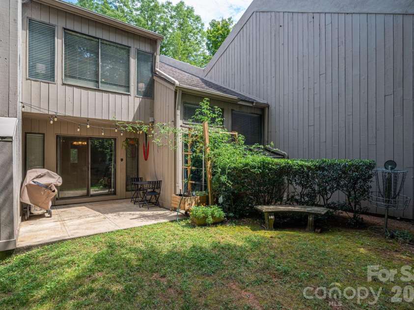 182 Riverview Terrace, Clover, SC 29710.  MLS# CAR4415689, YatesRealty ID 45784. 