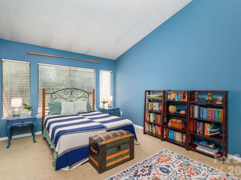182 Riverview Terrace, Clover, SC 29710.  MLS# CAR4415689, YatesRealty ID 45784. PRIMARY BEDROOM 2ND LEVEL