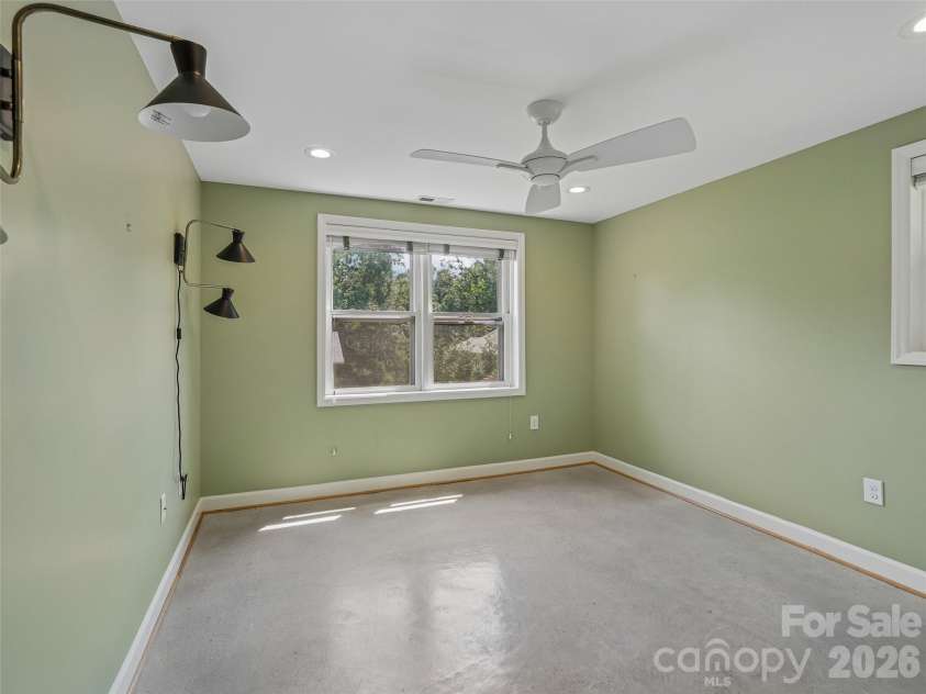 11 Ridgewood Avenue, Weaverville, NC 28787.  MLS# CAR4413198, YatesRealty ID 45785. 