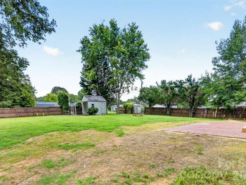 3312 Amity Hill Road, Statesville, NC 28677.  MLS# CAR4416906, YatesRealty ID 45786. 