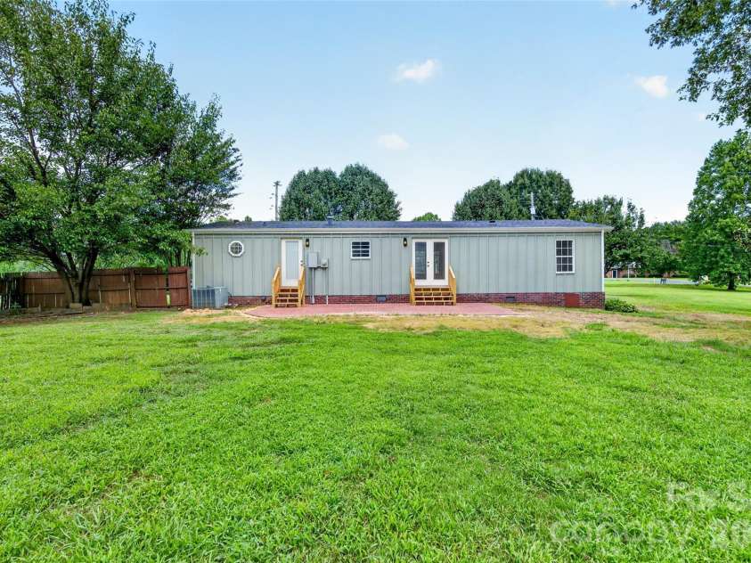 3312 Amity Hill Road, Statesville, NC 28677.  MLS# CAR4416906, YatesRealty ID 45786. 