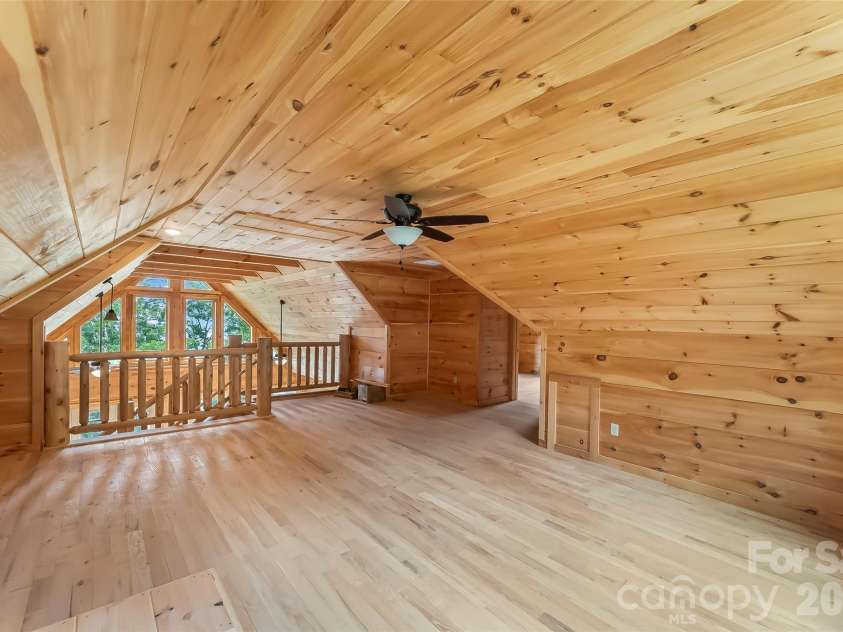 266 Potomac Falls Drive, Black Mountain, NC 28711.  MLS# CAR4404830, YatesRealty ID 45789. 