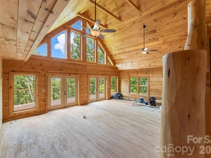 266 Potomac Falls Drive, Black Mountain, NC 28711.  MLS# CAR4404830, YatesRealty ID 45789. 