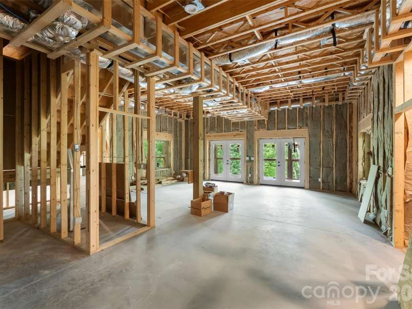 266 Potomac Falls Drive, Black Mountain, NC 28711.  MLS# CAR4404830, YatesRealty ID 45789. 