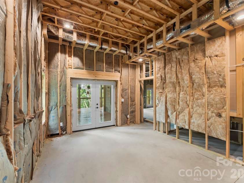 266 Potomac Falls Drive, Black Mountain, NC 28711.  MLS# CAR4404830, YatesRealty ID 45789. 