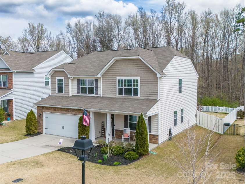 10694 Sapphire Trail, Davidson, NC 28036.  MLS# CAR4241838, YatesRealty ID 4579. 