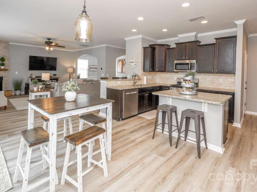 10694 Sapphire Trail, Davidson, NC 28036.  MLS# CAR4241838, YatesRealty ID 4579. 