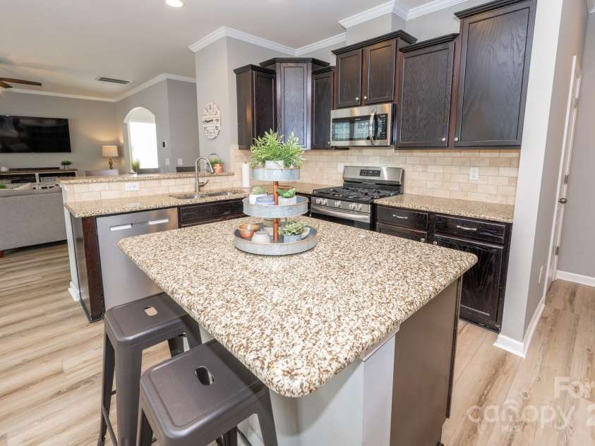 10694 Sapphire Trail, Davidson, NC 28036.  MLS# CAR4241838, YatesRealty ID 4579. 