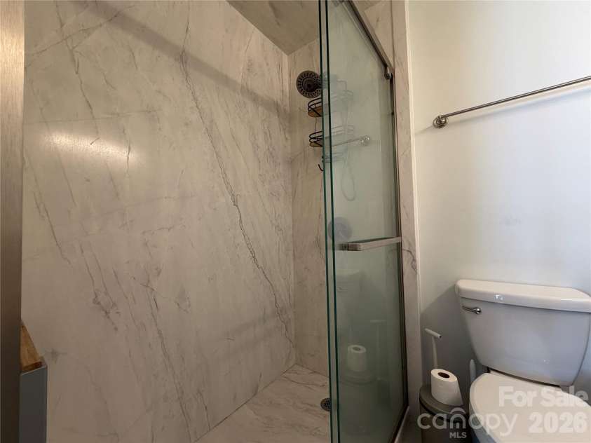 2705 Center Street, Hickory, NC 28601.  MLS# CAR4402144, YatesRealty ID 4579. Primary Shower
