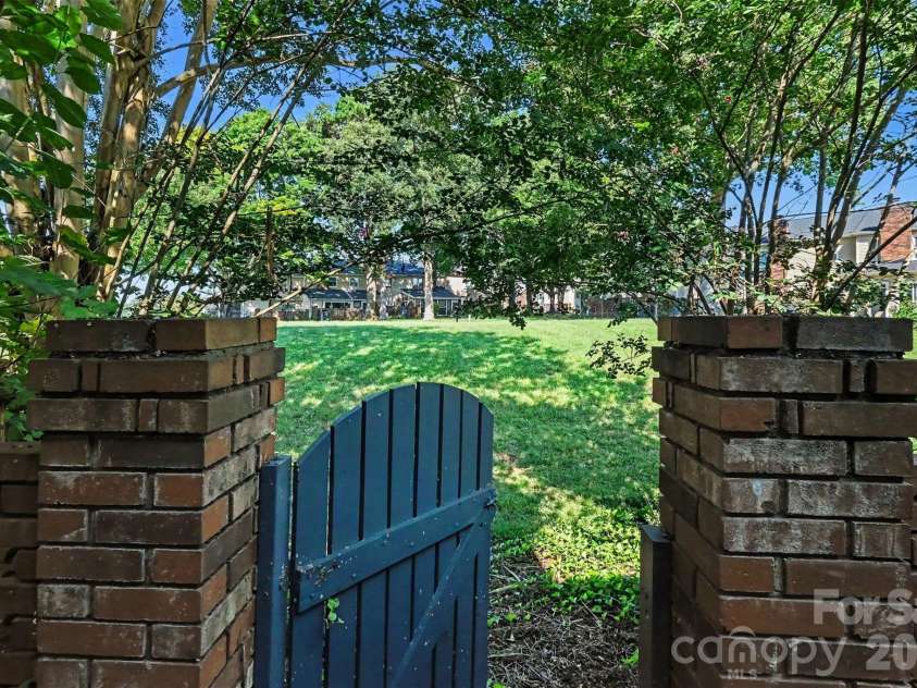 2705 Center Street, Hickory, NC 28601.  MLS# CAR4419158, YatesRealty ID 4579. 