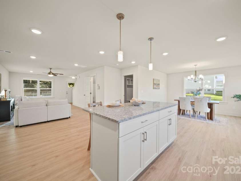 60 Griffin Road, Pageland, SC 29728.  MLS# CAR4332453, YatesRealty ID 4579. 