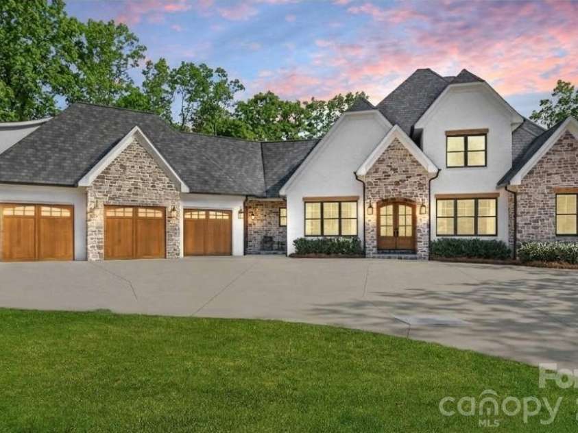 7056 Ridgeview Lane, Iron Station, NC 28080.  MLS# CAR4416933, YatesRealty ID 45790. 