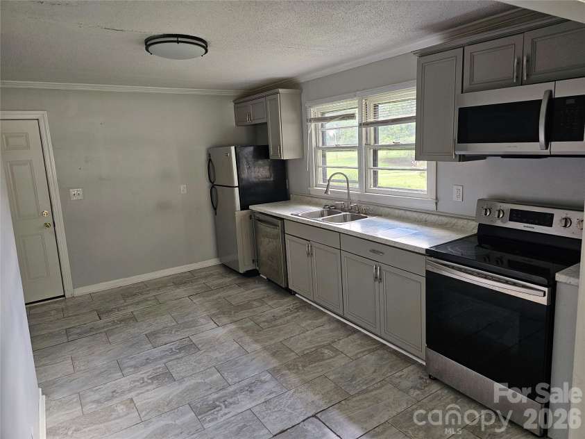 840 Garrison Boulevard, Gastonia, NC 28052.  MLS# CAR4416918, YatesRealty ID 45791. 