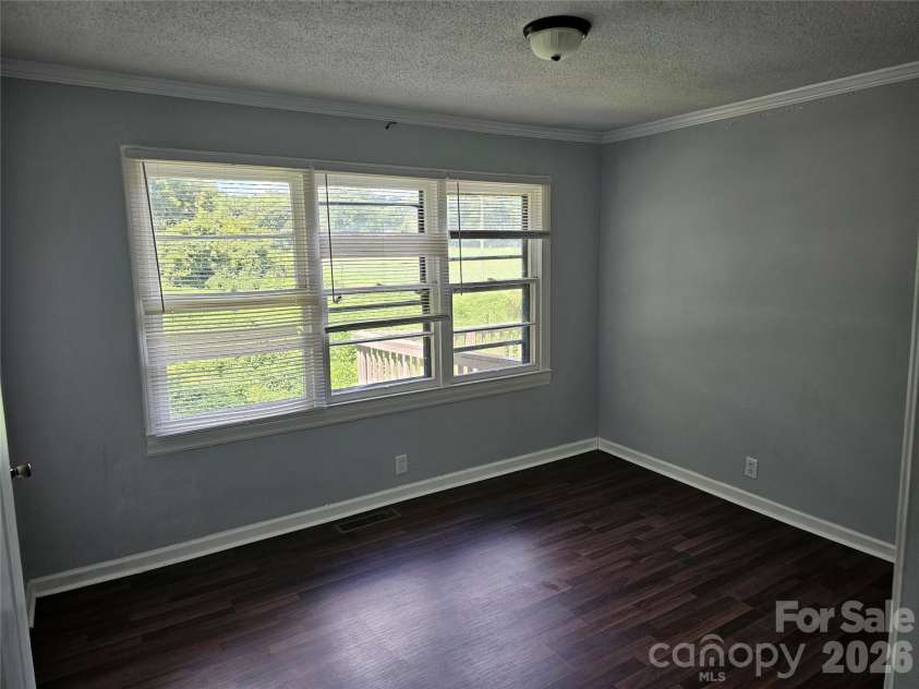 840 Garrison Boulevard, Gastonia, NC 28052.  MLS# CAR4416918, YatesRealty ID 45791. 