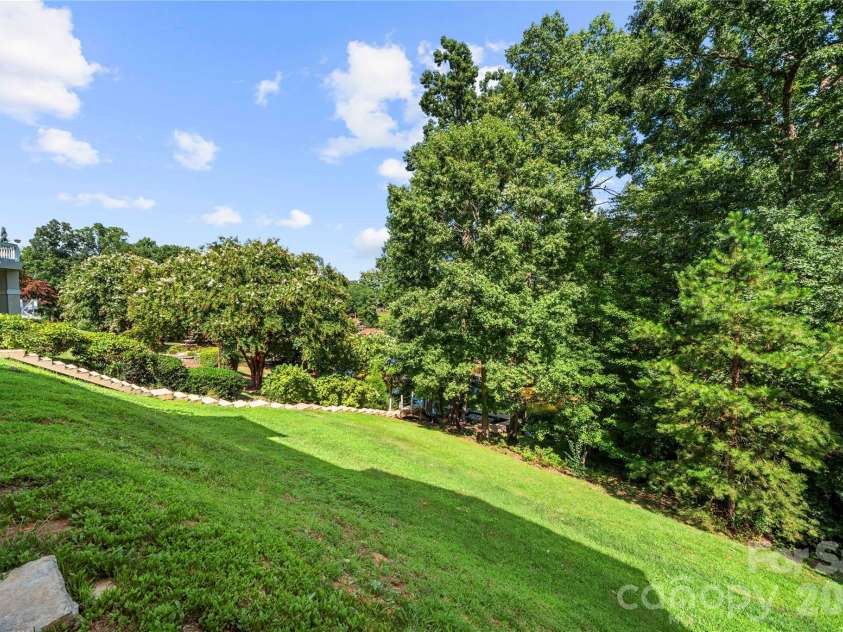122 Long Cove Lane, Mooresville, NC 28117.  MLS# CAR4416478, YatesRealty ID 45793. 