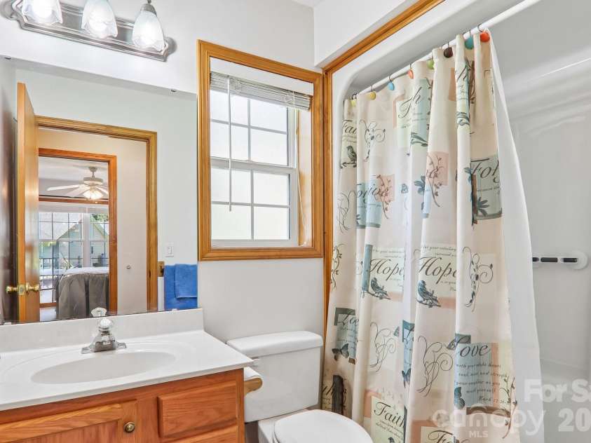 117 Pinellas Lane, Waynesville, NC 28785.  MLS# CAR4416573, YatesRealty ID 45796. 
