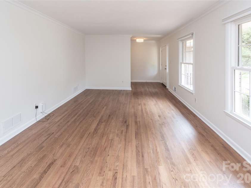 171 Suburban Avenue, Concord, NC 28025.  MLS# CAR4405894, YatesRealty ID 45797. 