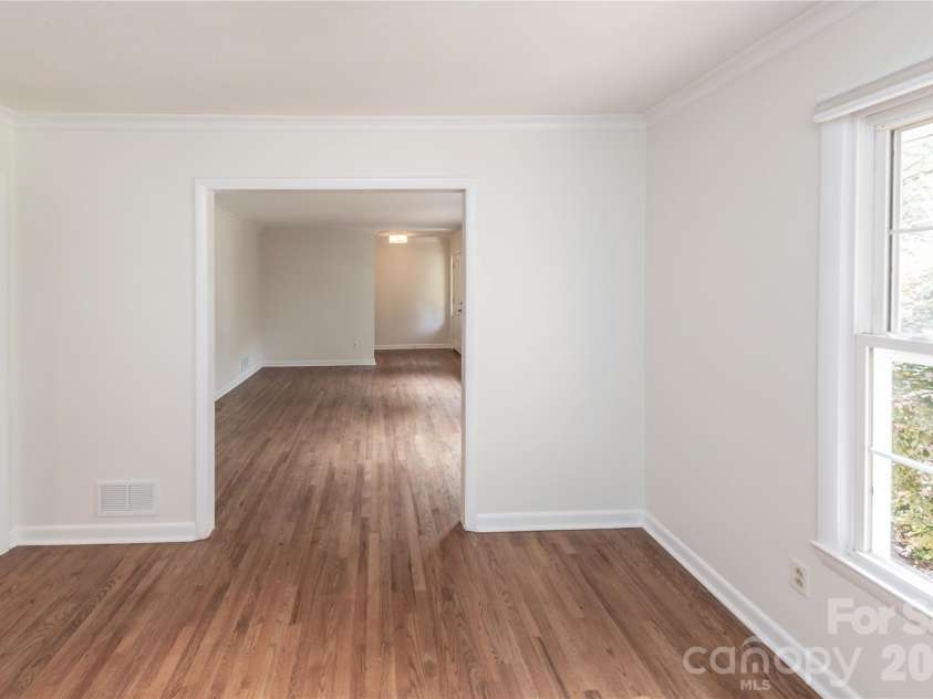 171 Suburban Avenue, Concord, NC 28025.  MLS# CAR4405894, YatesRealty ID 45797. 