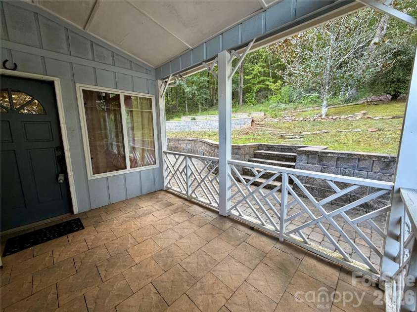 103 Farm Lane, Columbus, NC 28722.  MLS# CAR4406852, YatesRealty ID 45799. 