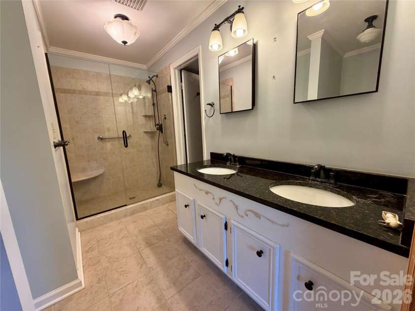103 Farm Lane, Columbus, NC 28722.  MLS# CAR4406852, YatesRealty ID 45799. 