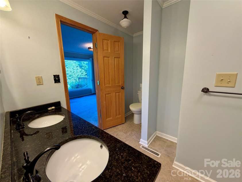 103 Farm Lane, Columbus, NC 28722.  MLS# CAR4406852, YatesRealty ID 45799. 