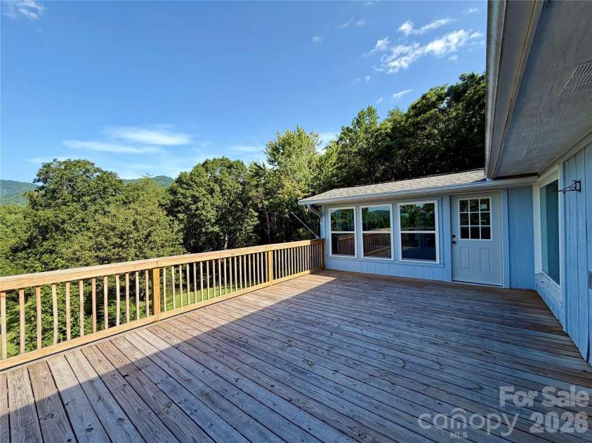 103 Farm Lane, Columbus, NC 28722.  MLS# CAR4406852, YatesRealty ID 45799. 