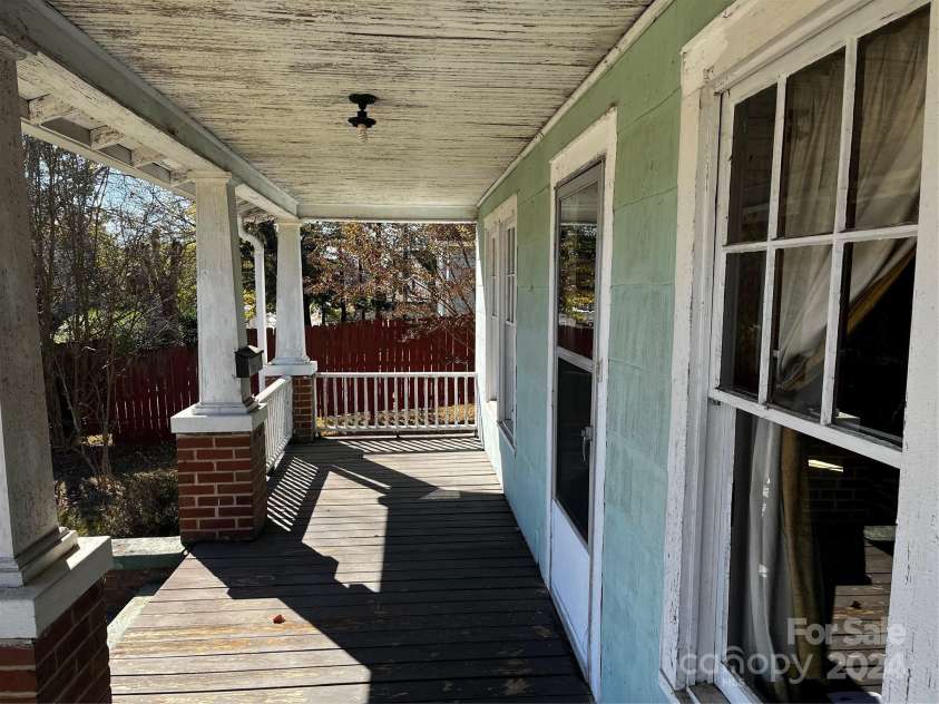 605 Meeting Street, Morganton, NC 28655.  MLS# CAR4085302, YatesRealty ID 458. Front porch