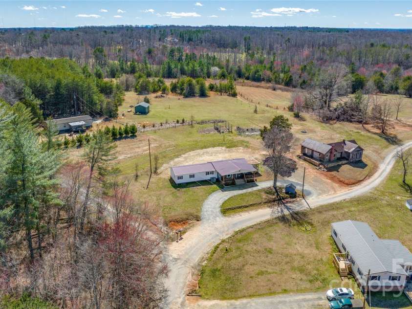 4783 Rainey Lane, Maiden, NC 28650.  MLS# CAR4232202, YatesRealty ID 4580. Beautiful area