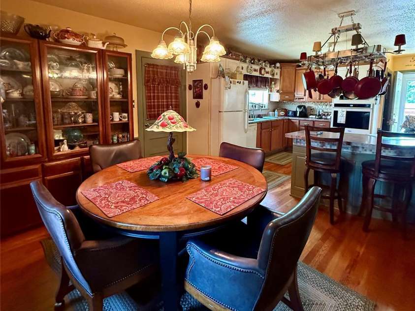 401 Mulberry Street, Cherryville, NC 28021.  MLS# CAR4416640, YatesRealty ID 45800. Dining Area