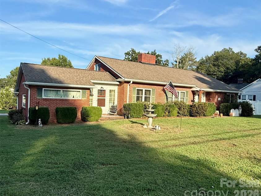 401 Mulberry Street, Cherryville, NC 28021.  MLS# CAR4416640, YatesRealty ID 45800. Schedule that showing!