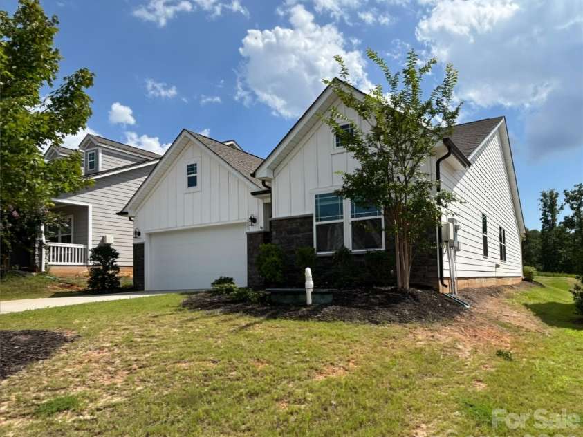 223 Old Harbor Drive, Mount Gilead, NC 27306.  MLS# CAR4416375, YatesRealty ID 45801. 