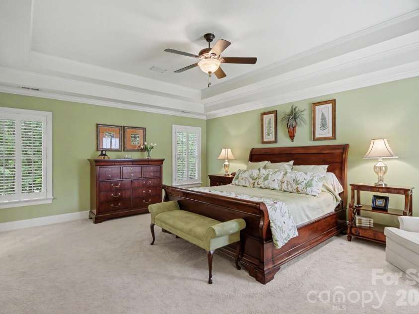 8724 Suninghurst Lane, Charlotte, NC 28277.  MLS# CAR4415077, YatesRealty ID 45802. 