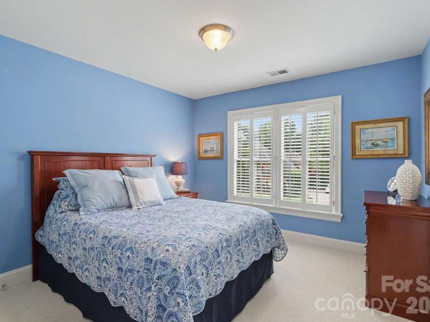 8724 Suninghurst Lane, Charlotte, NC 28277.  MLS# CAR4415077, YatesRealty ID 45802. Bedroom 3