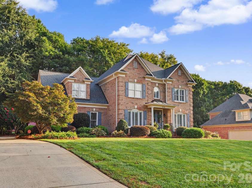 8724 Suninghurst Lane, Charlotte, NC 28277.  MLS# CAR4415077, YatesRealty ID 45802. See you soon!