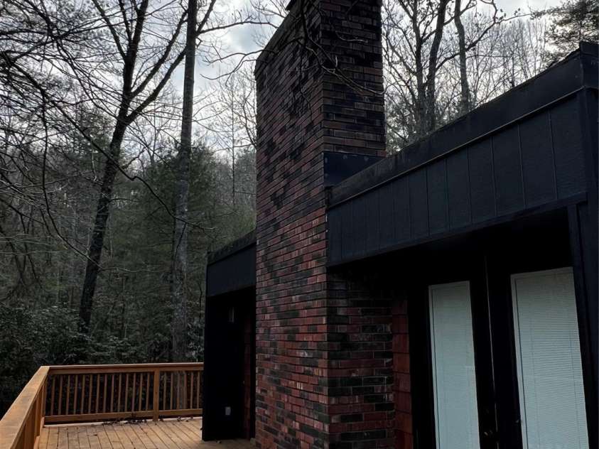 320 Never Mountain Road, Taylorsville, NC 28681.  MLS# CAR4416948, YatesRealty ID 45803. 