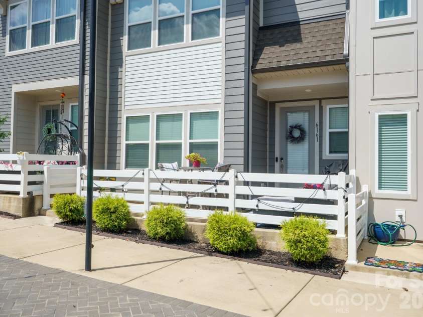 6161 Pierce Lane, Kannapolis, NC 28081.  MLS# CAR4416760, YatesRealty ID 45804. Sidewalks throughout community