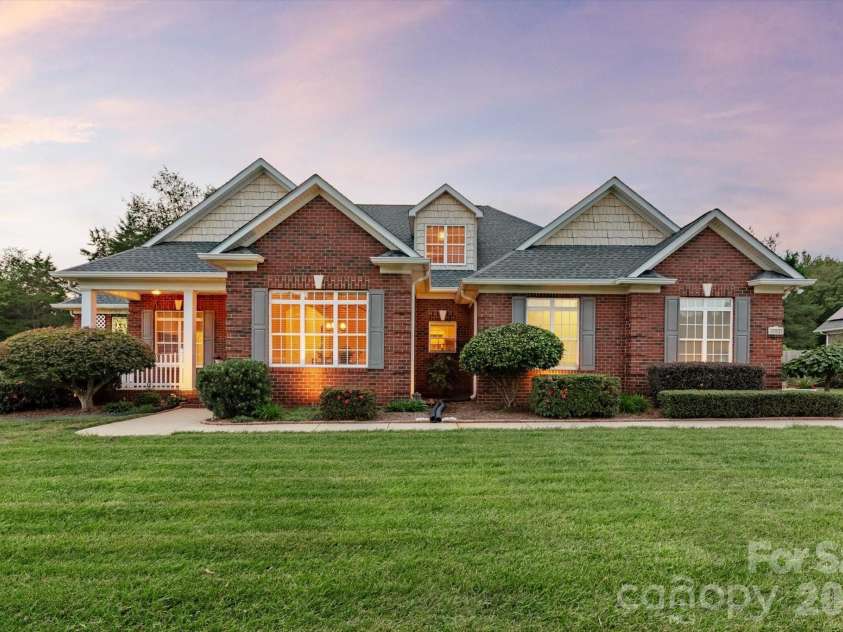 1913 Windmere Drive, Monroe, NC 28110.  MLS# CAR4416282, YatesRealty ID 45805. 