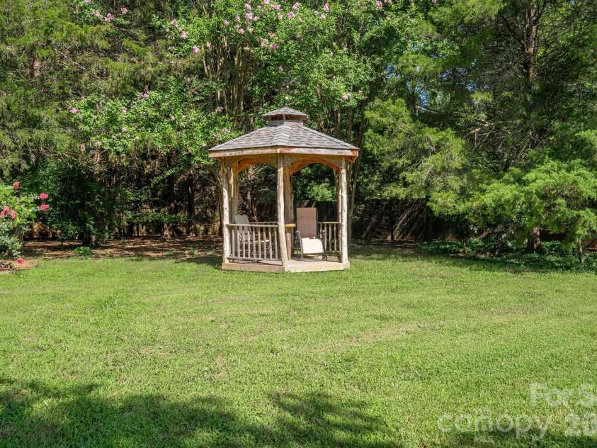 1913 Windmere Drive, Monroe, NC 28110.  MLS# CAR4416282, YatesRealty ID 45805. 