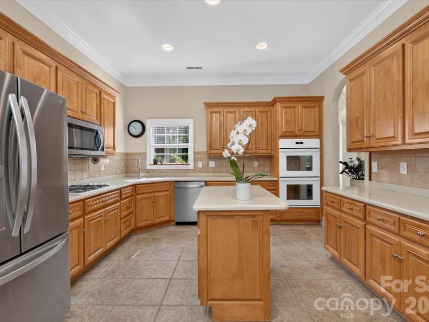 1913 Windmere Drive, Monroe, NC 28110.  MLS# CAR4416282, YatesRealty ID 45805. Kitchen