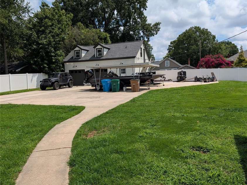 276 4th Street, Albemarle, NC 28001.  MLS# CAR4412277, YatesRealty ID 45806. 