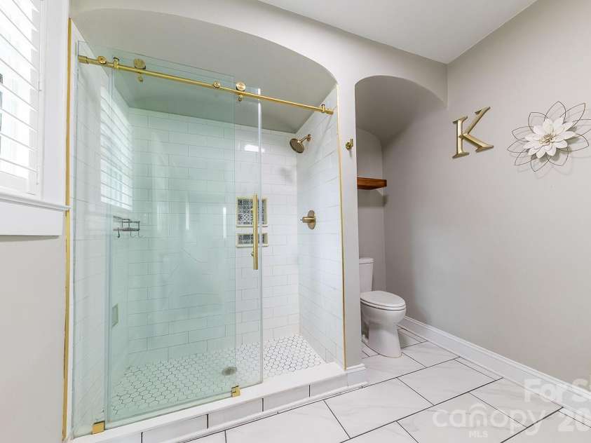276 4th Street, Albemarle, NC 28001.  MLS# CAR4412277, YatesRealty ID 45806. 