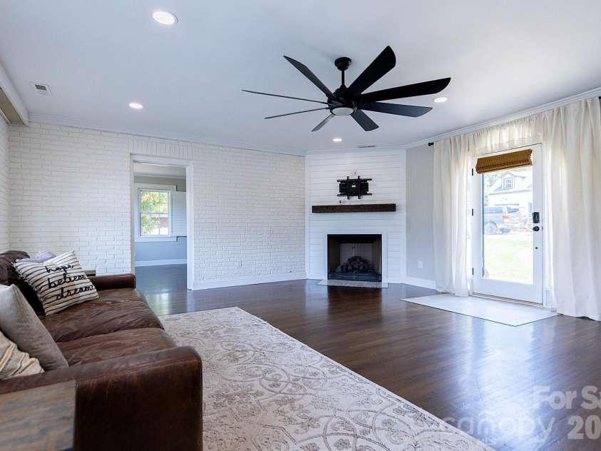 276 4th Street, Albemarle, NC 28001.  MLS# CAR4412277, YatesRealty ID 45806. 